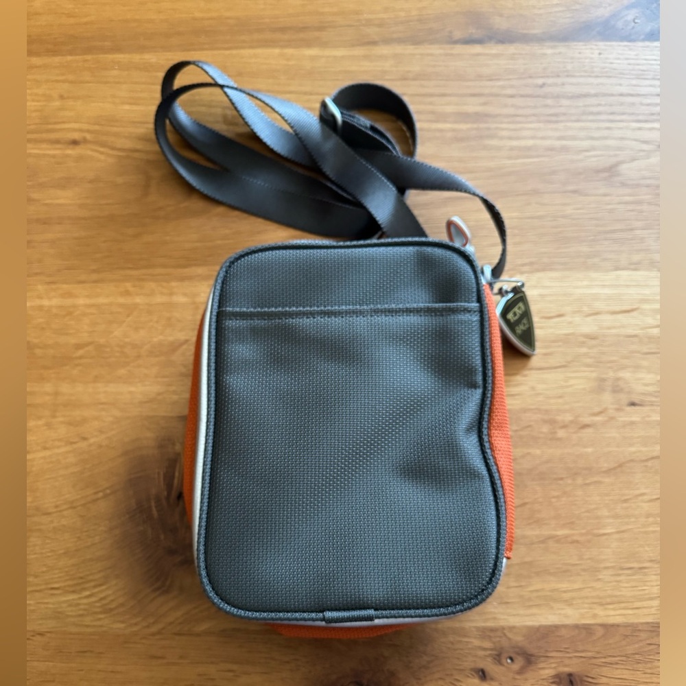 TUMI Race Crossbody Travel Bag Gray & Orange Nylon Compact Shoulder Bag - Picture 3 of 9